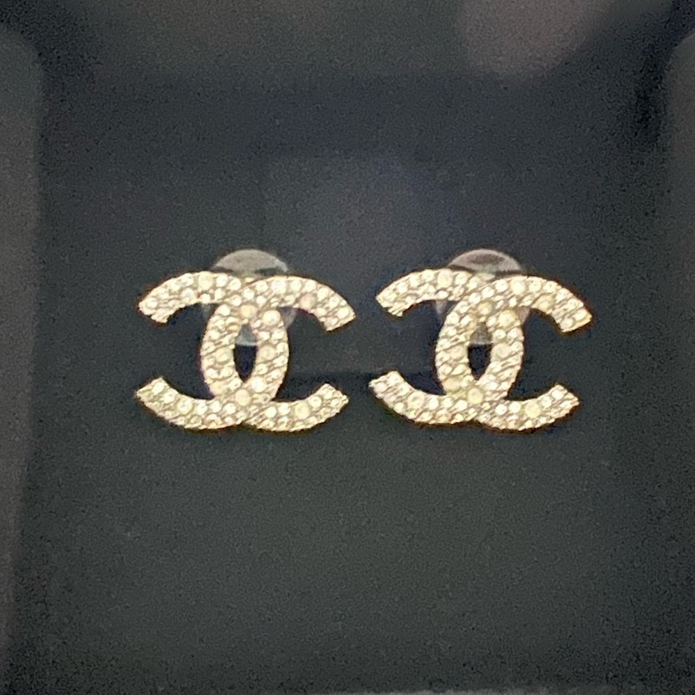 Chanel - earrings